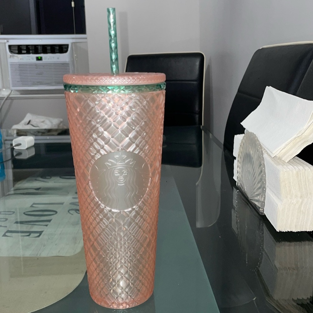 Starbucks cup !